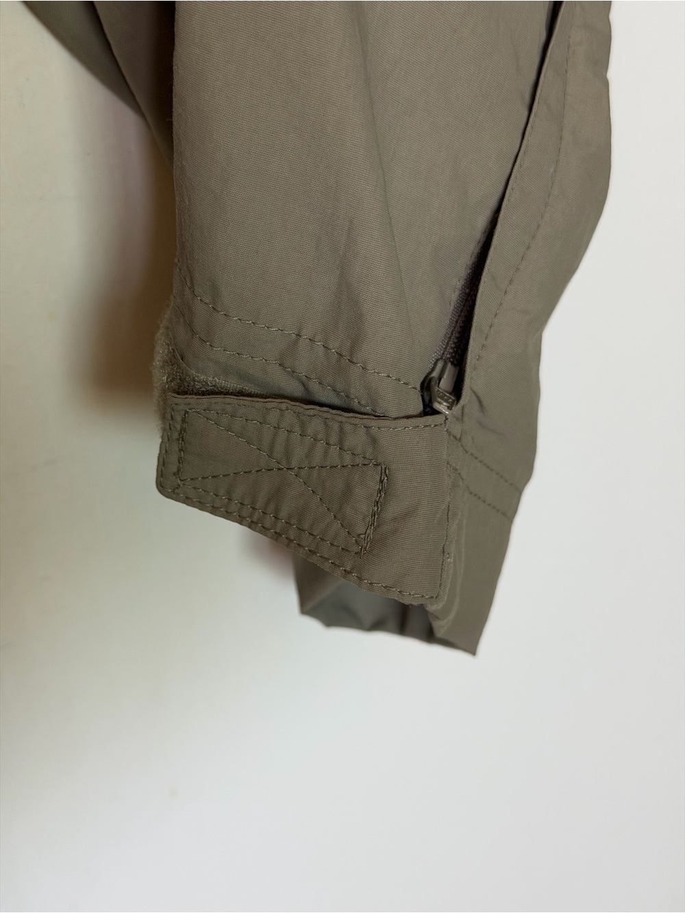 REI Women's Convertible Cargo Pants - Taupe - Picture 4 of 6